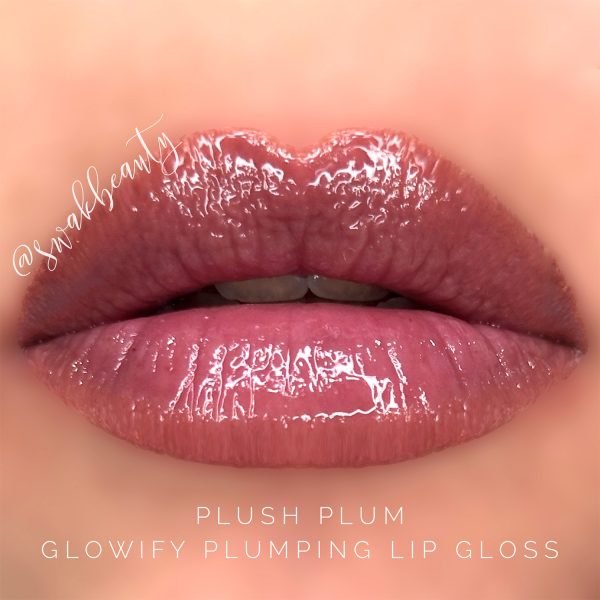 PlushPlum-Glowify-PlumpingGloss-lips