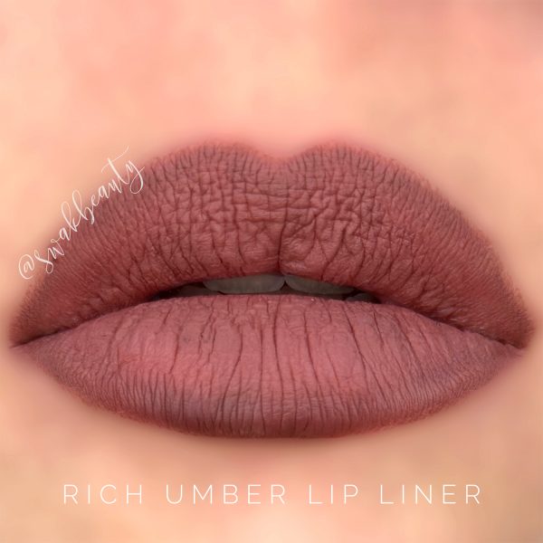 RichUmber-LipLiner-Lips-filled